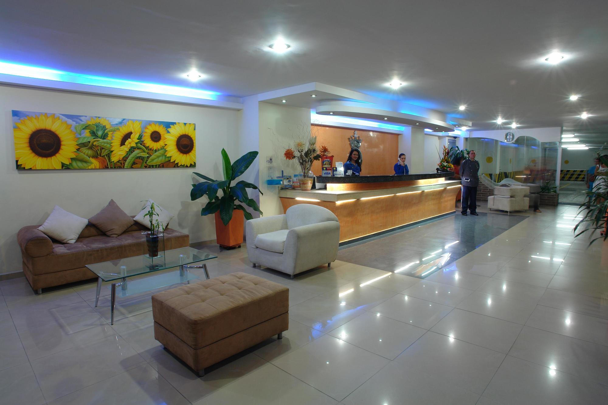 Hotel Plazuela Real Bucaramanga Kültér fotó